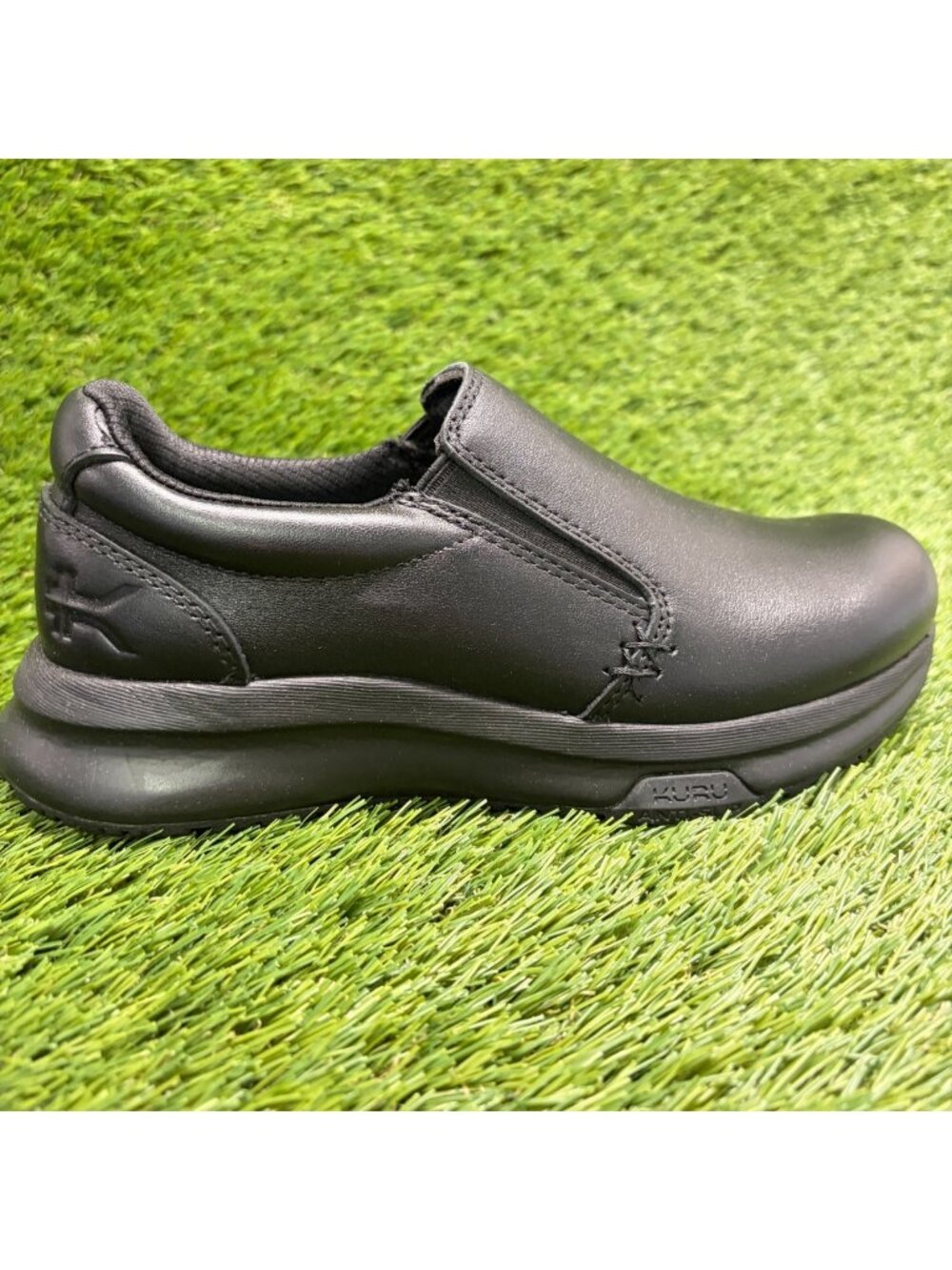 Kuru Kivi 2 Womens Size 5D Triple Black Classic Walking Leather Slip-On Shoes